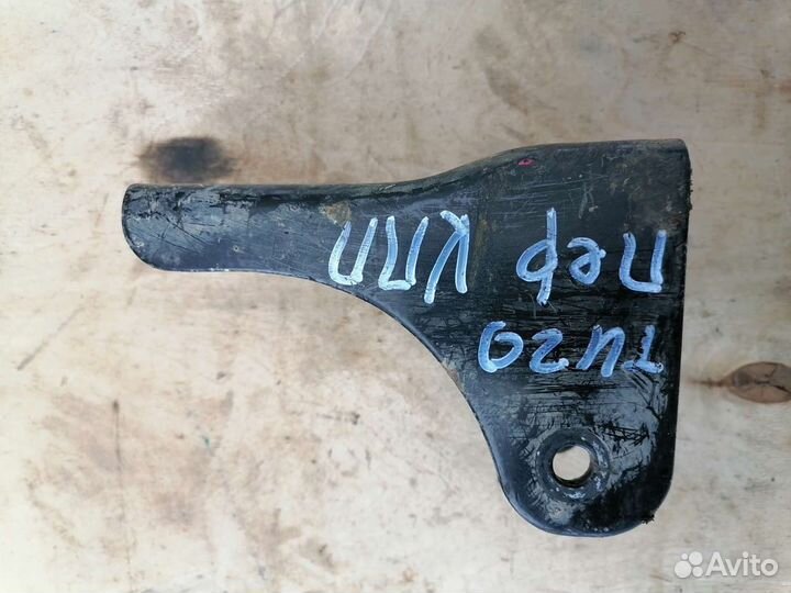 Кронштейн Chery Tiggo t111001611ba