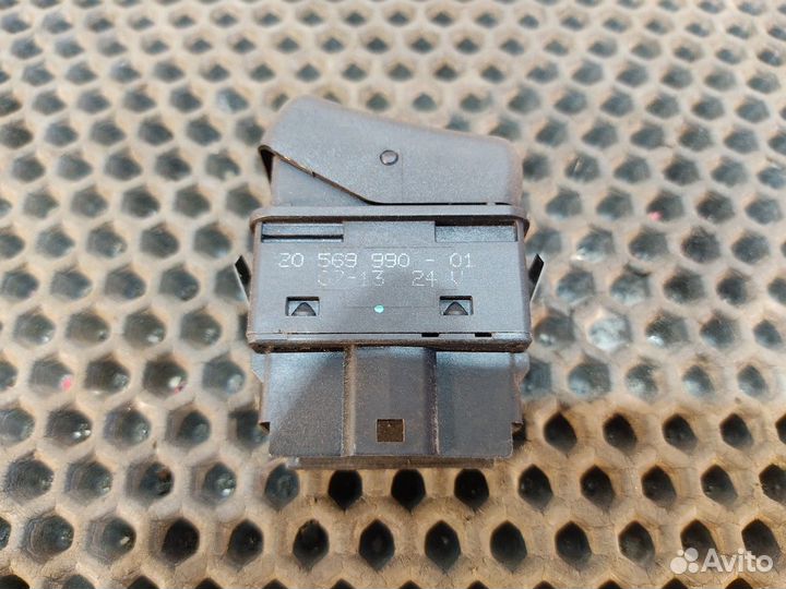 20569990 Кнопка TCS Volvo FH, Volvo FM