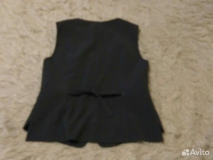 Жилет школьный для девочки