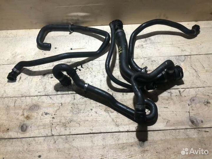 Патрубок системы охлаждения Bmw 7 E66 N62B48 2005