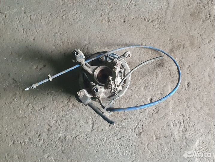 Цапфа левая Renault Duster