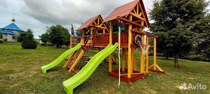 Детский спортивный комплекс с крышей для дачи