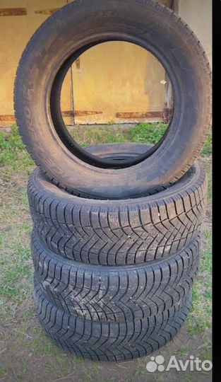 Pirelli Ice Zero 225/65 R17