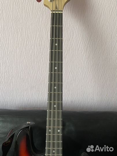Бас гитара Rocket