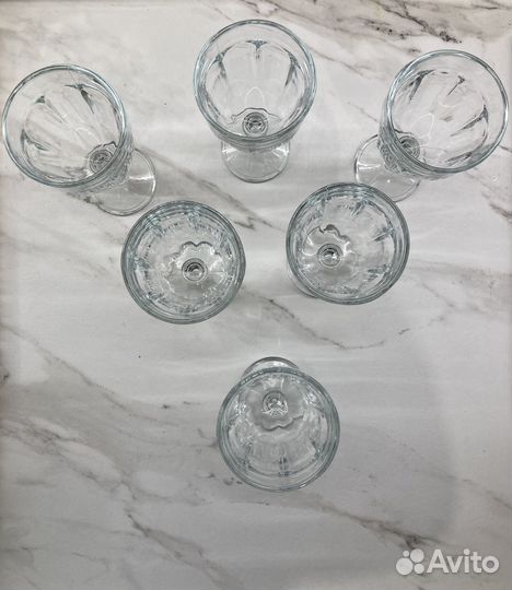 Бокалы из стекла 