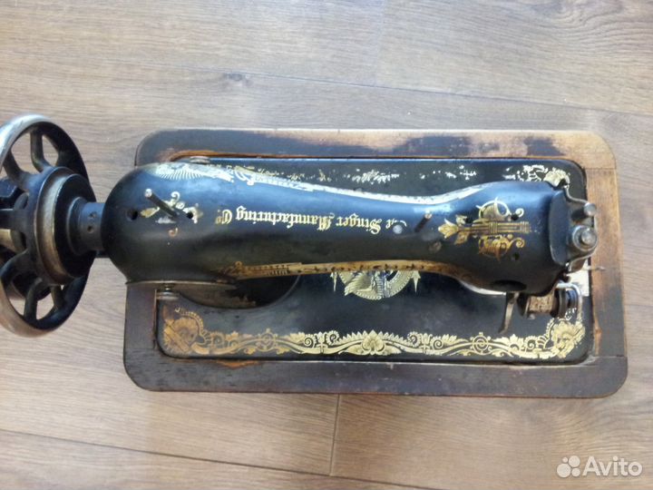 Швейная машинка Singer