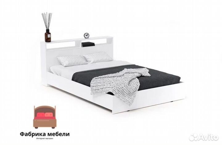 Кровать