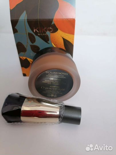 Тональный крем с кистью Kiko sicilian notes, 08