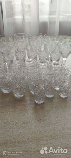 Салатники, рюмки, фужеры, ваза