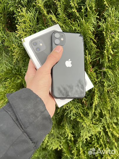 iPhone 11, 64 ГБ