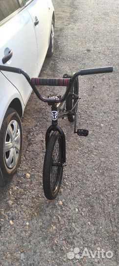 Трюковой велосипед BMX