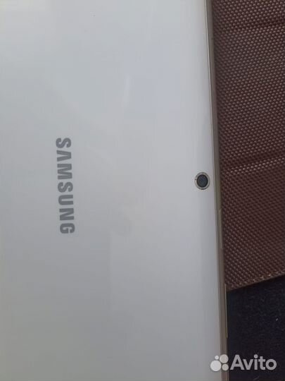 Продаю планшет samsung Galaxy Tab 10. GT-P5100