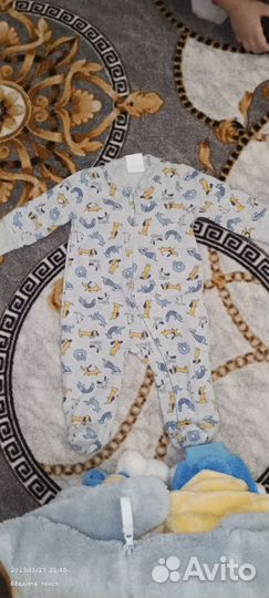 Детские вещи от 0 до 6 месяцев