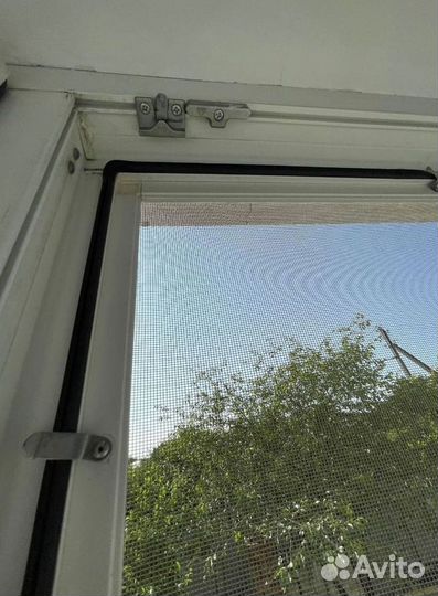 Москитная сетка на окно