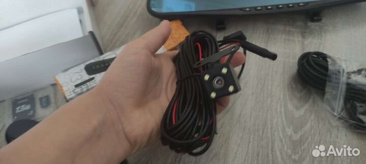 Видеорегистратор зеркало с камерой заднего вида