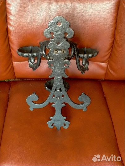 Настенный подсвечник. 3 свечи. Куса. Чугун