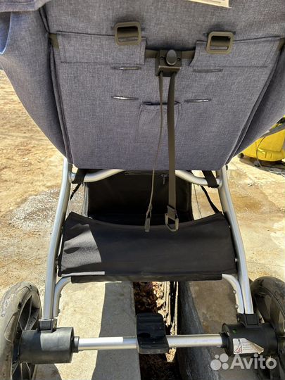 Коляска прогулочная