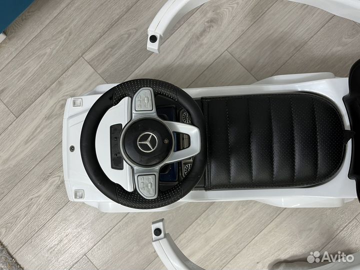 Детская машинка каталка с ручкой