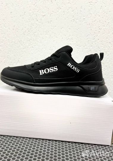 Кроссовки Boss эргономичные