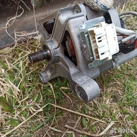 Двигататель стиральной машины