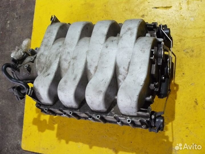 Коллектор впускной 4,2л BAR для audi Q7