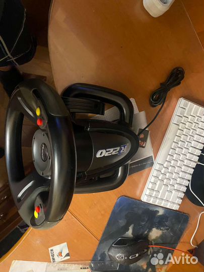Игровой руль с педалями для пк