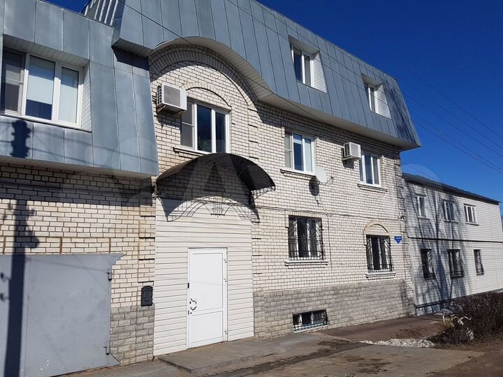 Дом 423 м² на участке 3,5 сот.