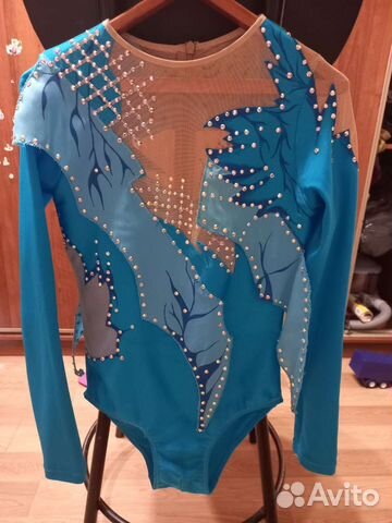 Костюм для фигурного катания для выступлений