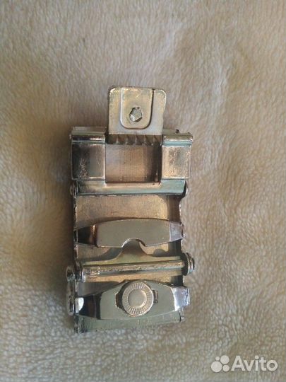 Пряжка на ремень