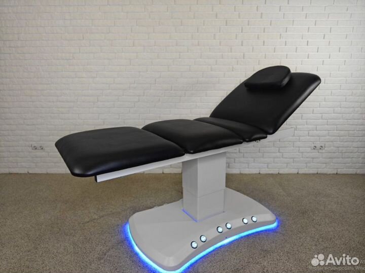 Массажный стол Oliver Black, 3 мотора