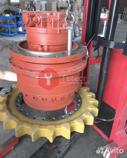 Бортовой редуктор Komatsu 207-27-00590