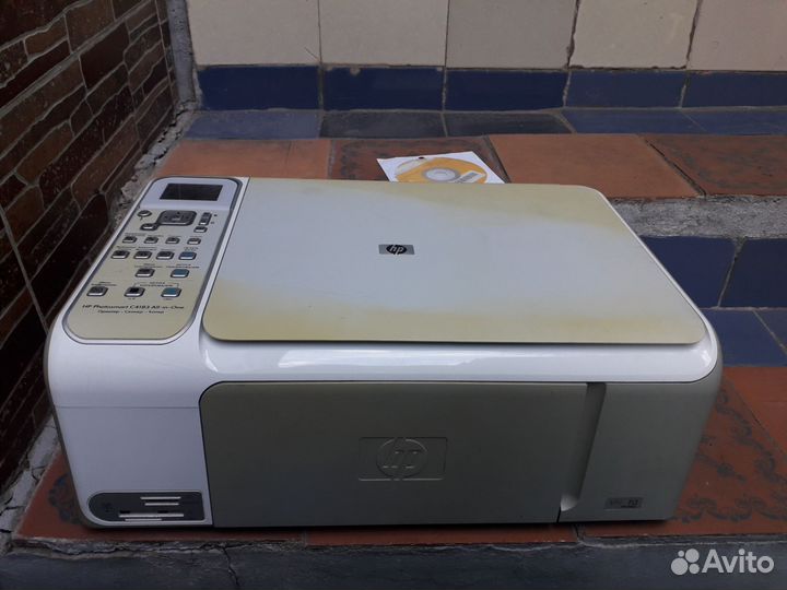 Мфу струйный цветной HP на запчасти