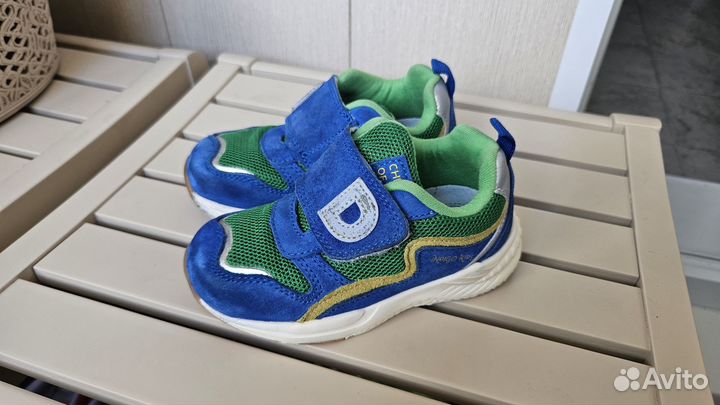 Кроссовкидетские 25 размер натуральная кожа/замша
