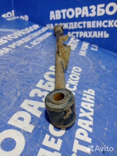 Задний левый поперечный рычаг Nissan X-Trail T30