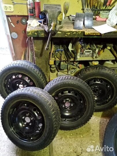 Kumho I'Zen KW22 185/65 R15