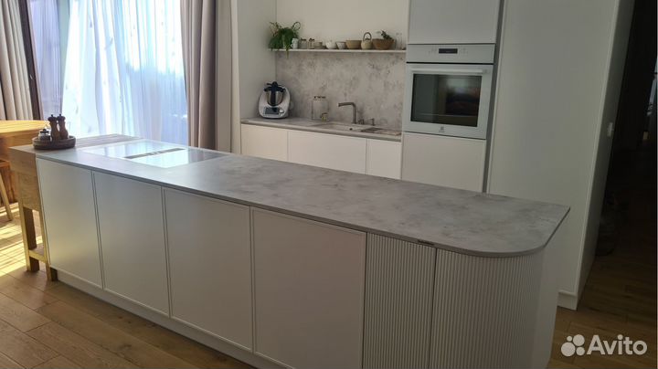 Столешница из искусственного камня (акрил, кварц)