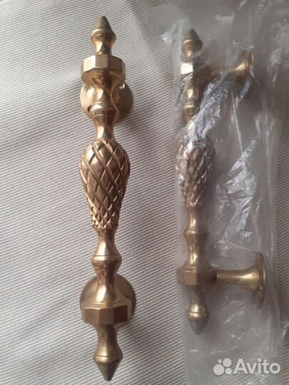 Дверные ручки латунь новые