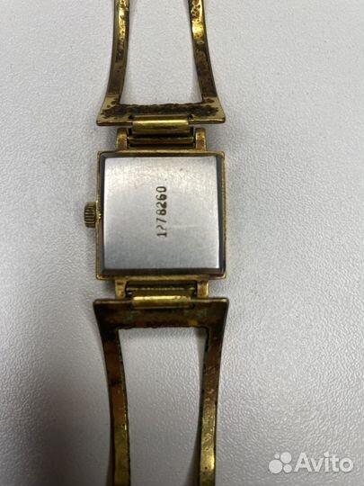 Наручные часы женские Заря