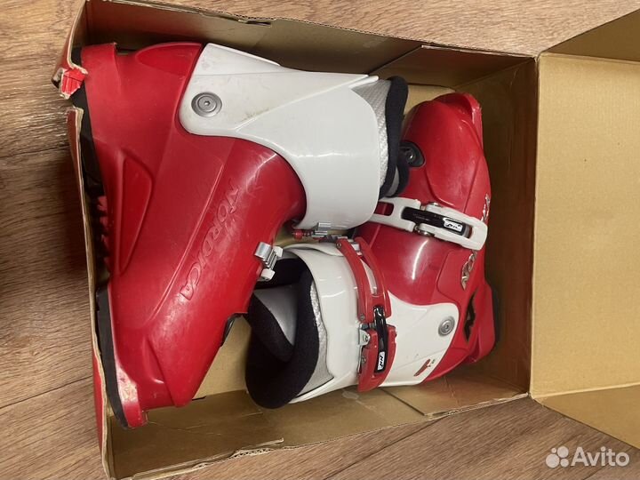 Горнолыжные ботинки детские 20.5