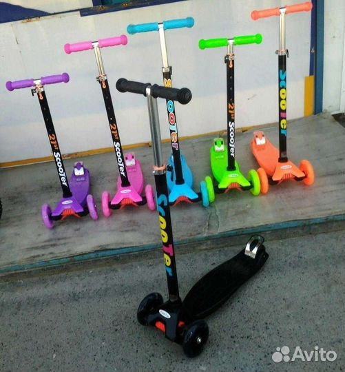 Черный самокат Scooter maxi от 3 до 12 лет новый