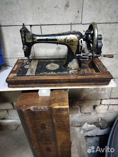 Швейная машинка