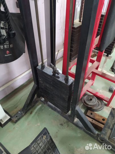 Силовые тренажеры тяга верхнего блока и др