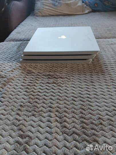 Ps 4 pro белая