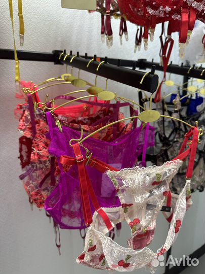 Вешалка бельевая с прищепками