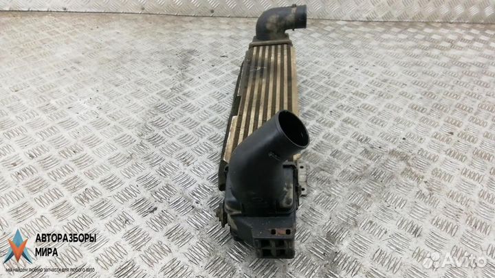 Радиатор интеркулера Toyota Corolla Verso 2002