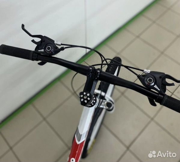 Велосипед на литых дисках