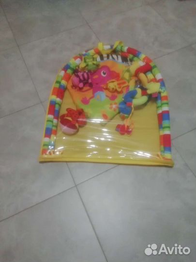 Развивающий коврик