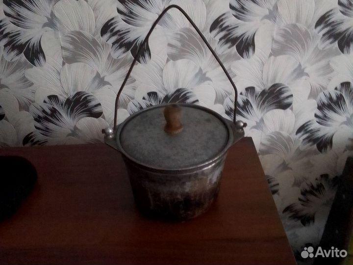 Чугунный котелок