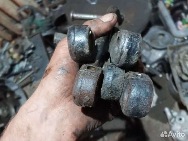 Кикстартер мотоцикла Урал