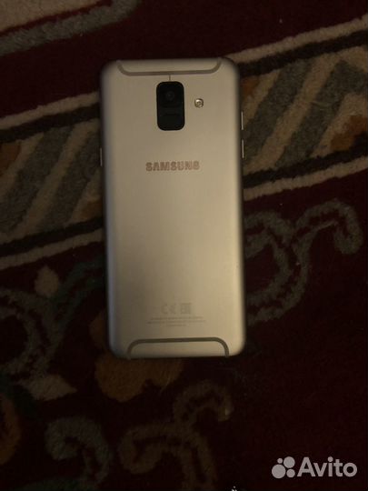 Samsung Galaxy A6, 4/64 ГБ